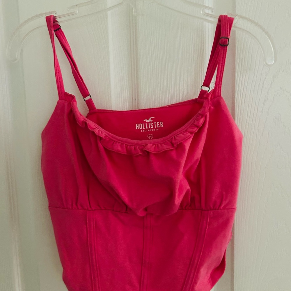 Hollister Fuchsia Ruffle Trim Tank